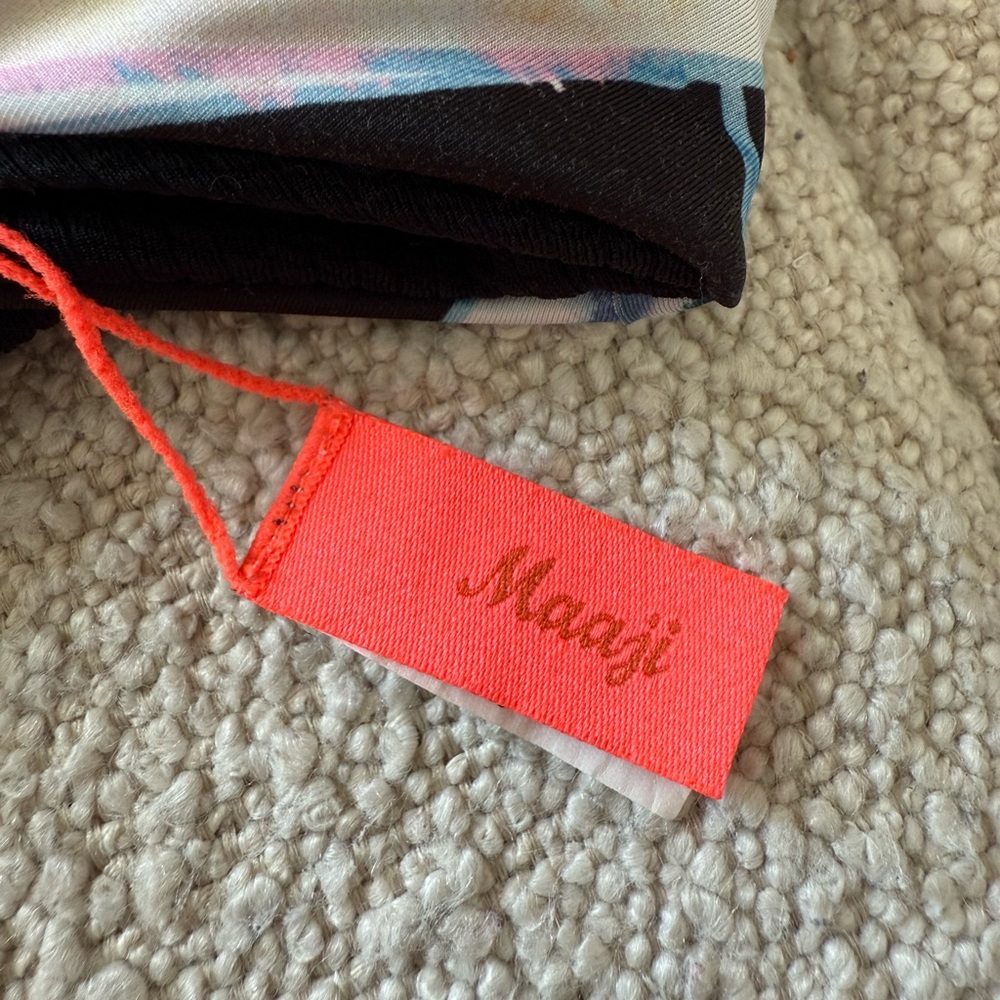 NWOT Maaji Reversible Bikini Set (Small Top, XS Bottom) - Picture 5 of 5